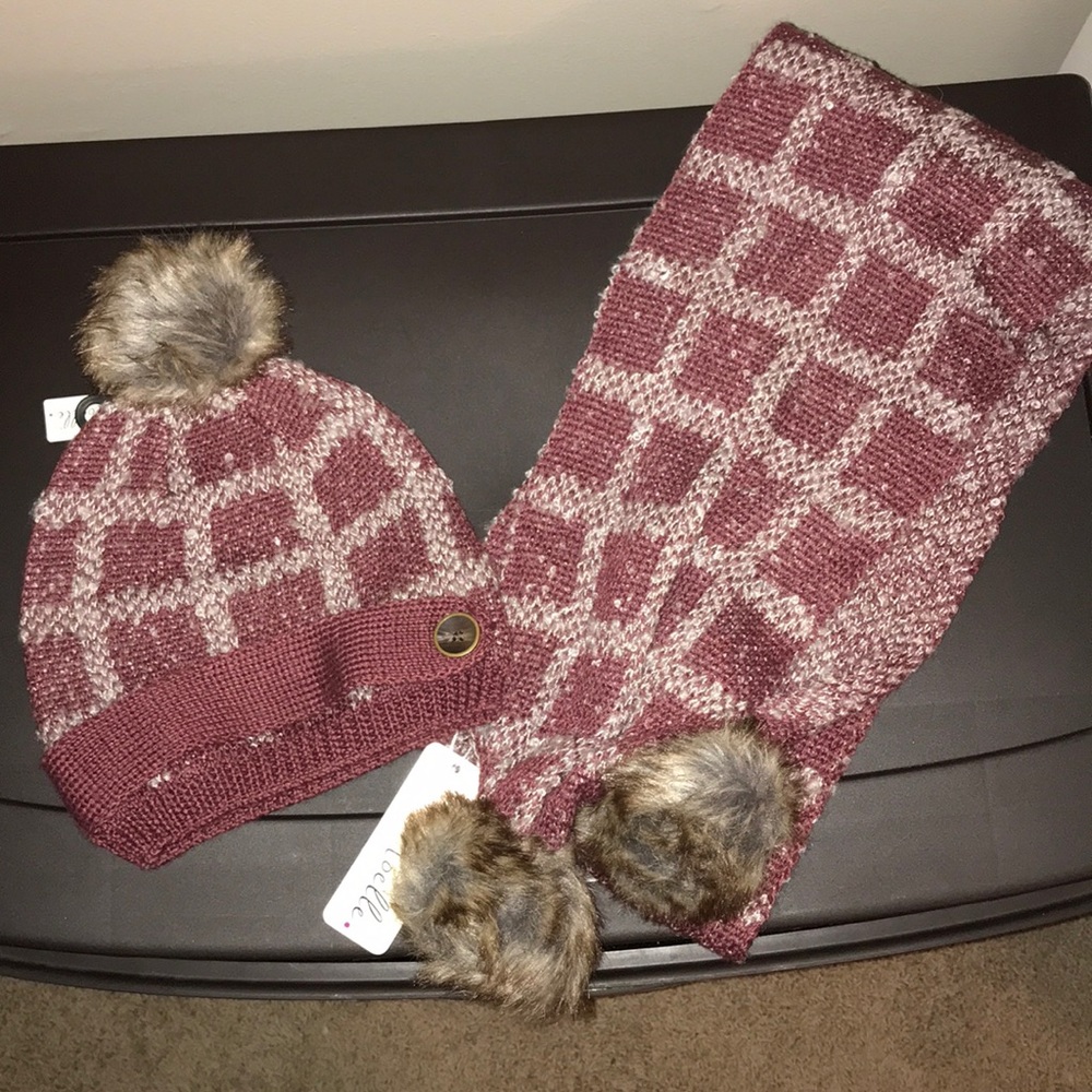 Simply Noelle Beanie hat and scarf